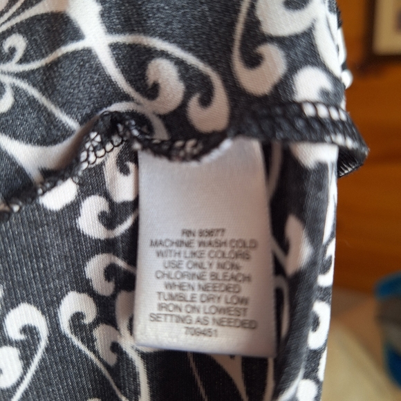 Liz Claiborne blouse - Picture 3 of 6